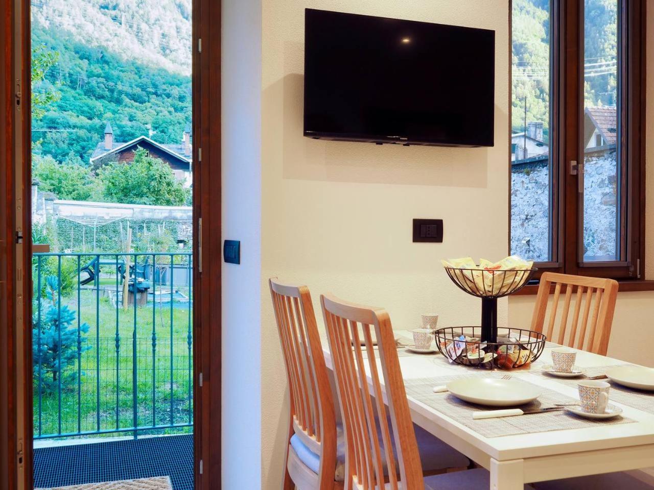 Casa Armida Lägenhet Tirano Exteriör bild